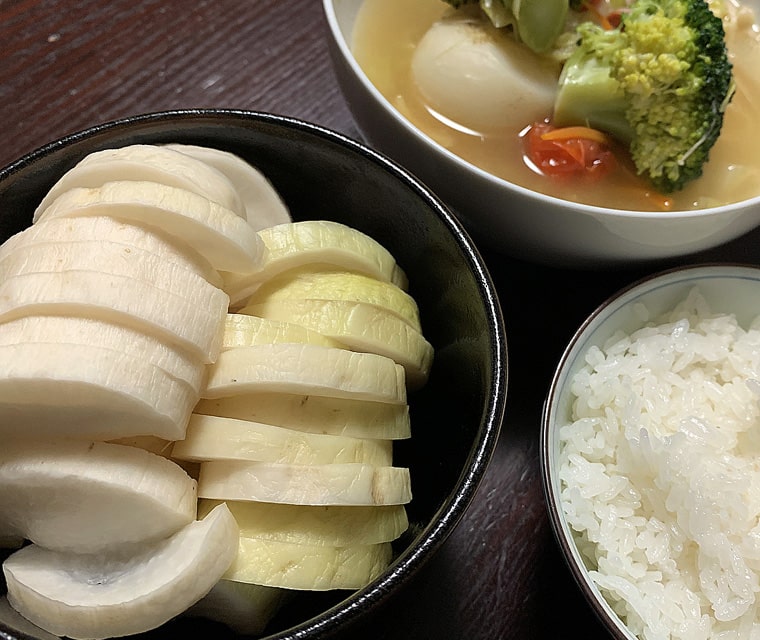 2023.5.4夕食作り「自家製たくあんと野菜スープ」