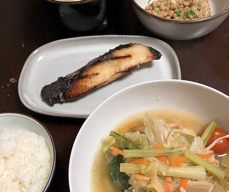 2023.5.5夕食作り「野菜スープとさわらの西京焼き」