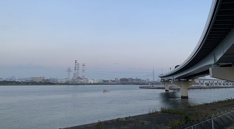 東京の東の端からわたしのウォーキング記録2023.10.27スカイツリーの航空灯
